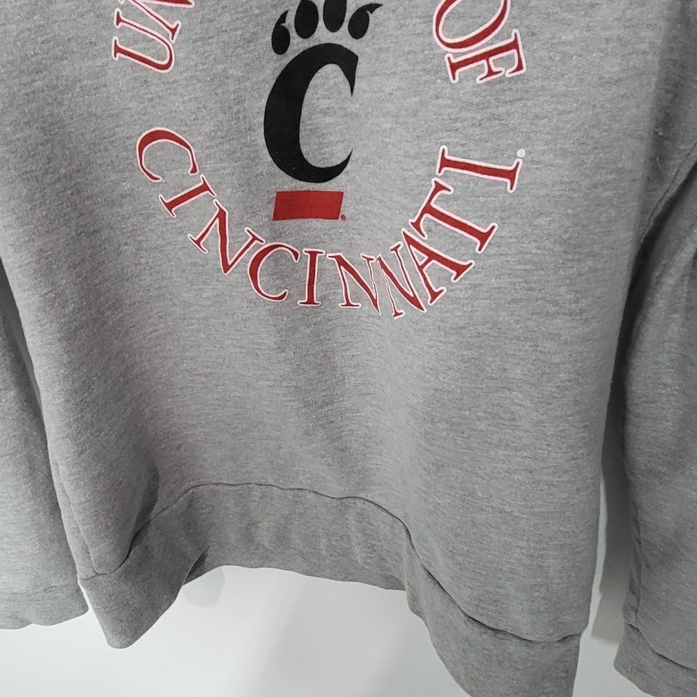 University of Cincinnati Women's Lightweight Champion Gray Sweatshirt - Picture 4 of 9